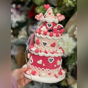 Heart-Themed Pink and White Cake Decoration